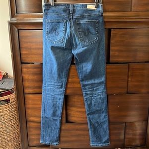 AG stilt Cigarette leg, 25